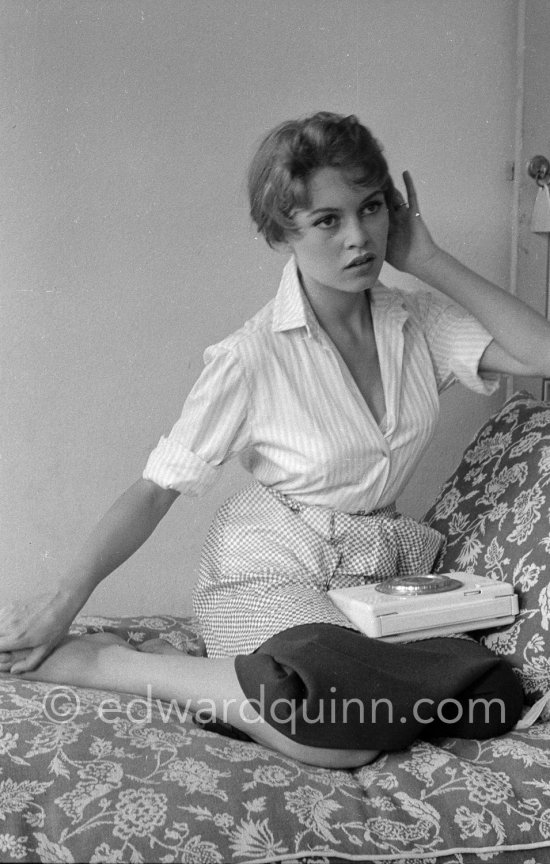 Brigitte Bardot during filming of “Les lumières d’en face”. Near Nice 1955 - Photo by Edward Quinn
