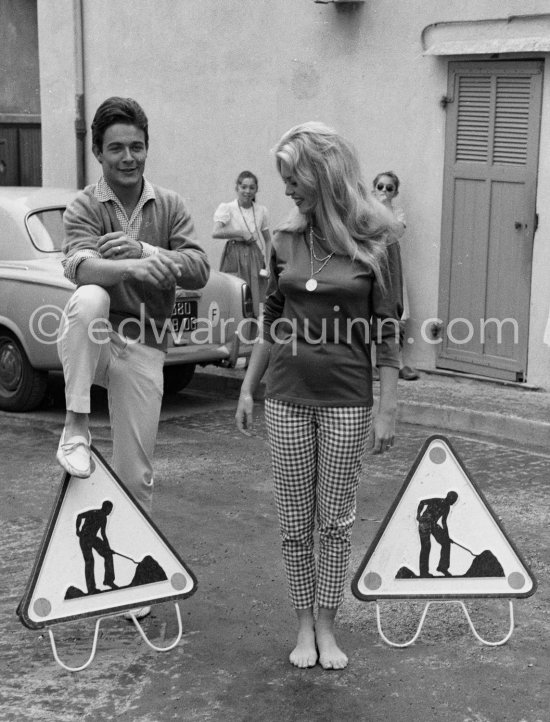 Brigitte Bardot and Sacha Distel, honeymoon. - Photo by Edward Quinn