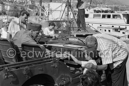 Lt. Sam Loggins (Frank Sinatra) and director Delmer Daves during the filming of "Kings Go Forth". Villefranche 1957. Car: 1951 or 52 Jeep M38 - Photo by Edward Quinn