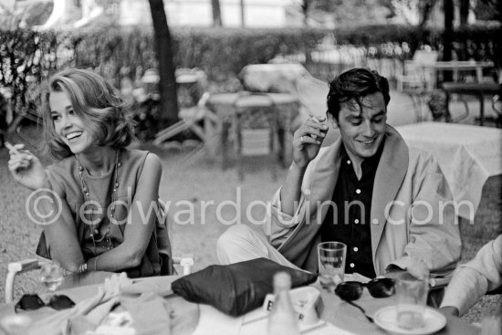 Shooting break: Jane Fonda and Alain Delon on the film set of "Les Félins". Antibes 1964. Delon with Cartier Trinity ring. - Photo by Edward Quinn