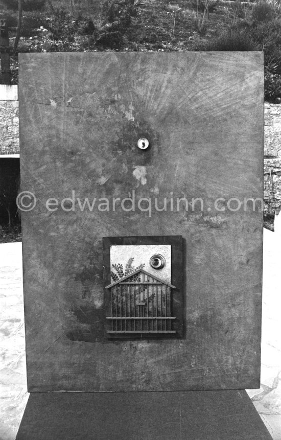 "Sanctuaire". Photo taken in the garden of the second house of Max Ernst and Dorothea Tanning in Seillans 1975. - Photo by Edward Quinn