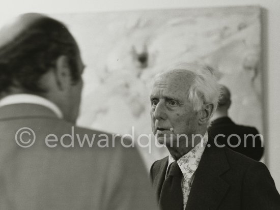 Max Ernst and Michel Guy (French ministre de la culture) at the opening of the exhibition "Dorothea Tanning: Oeuvre" (retrospective), Centre National d\'Art Contemporain CNAC, Paris, May 28 - July 8, 1974. - Photo by Edward Quinn