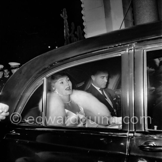 Zsa Zsa Gabor and Porfirio Rubirosa arriving at a gala evening. Cannes 1955. - Photo by Edward Quinn