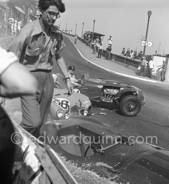 The accident at Sainte-Dévote: Hume, (84) Allard J7, Manzon, (56) Simca Gordini T, Moss, (78) Jaguar C. The Aston engine of Parnell blows up in the Ste-Devote and aligns his car against the straw bales, Stagnoli brakes too hard and does a double spin. Moss, Jaguar C-Type XKC 003 and Manzon find an obstructed road, spin and end up against the poor Aston, then Hume spins and reverses into the pile. Fortunately nobody gets hurt. Moss restarted after the accident, but got a black flag for receiving outside help. Monaco Grand Prix 1952, transformed into a race for sports cars. This was a two day event, the Sunday, Prix Monte Carlo, for the up to 2 litres (Prix de Monte Carlo), the Grand Prix, Monday for the bigger engines, (Monaco Grand Prix). - Photo by Edward Quinn