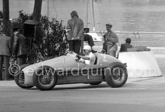 Robert Manzon, (2) Gordini T16. Monaco Grand Prix 1956. - Photo by Edward Quinn