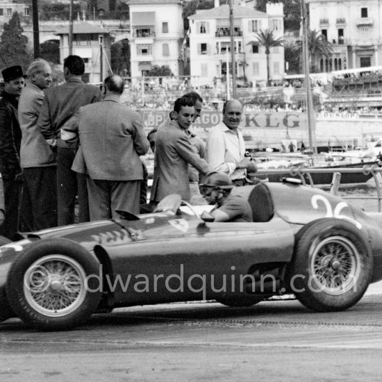 Fangio in Peter Collins\' Lancia D 50 (26). Monaco Grand Prix 1956. - Photo by Edward Quinn