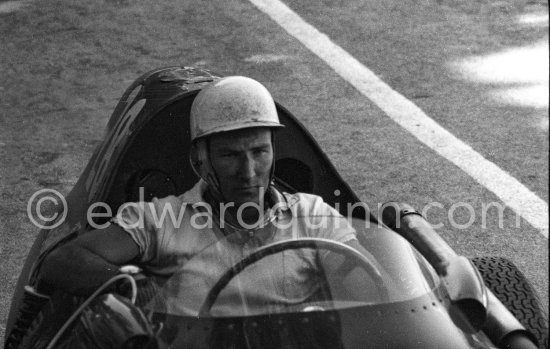 Stirling Moss, (18) Vanwall VW3/V4. Monaco Grand Prix 1957. - Photo by Edward Quinn