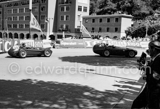 Stirling Moss, (28) Vanwall VW7. Mike Hawthorn, (38) Ferrari Dino 246. Monaco Grand Prix 1958. - Photo by Edward Quinn