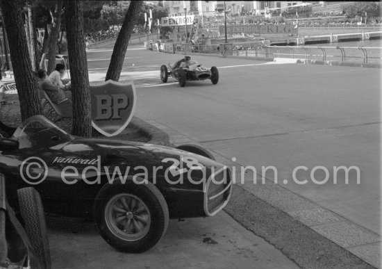 Stirling Moss\' car, (28) Vanwall VW. Jack Brahbam, (16) Cooper T45. Monaco Grand Prix 1958. - Photo by Edward Quinn