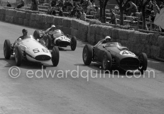 Phil Hill, (48) Ferrari Dino 246, André Testut, (56) Maserati 250F,Stirling Moss, (30) Cooper-Climax T51 and Monaco Grand Prix 1959. - Photo by Edward Quinn