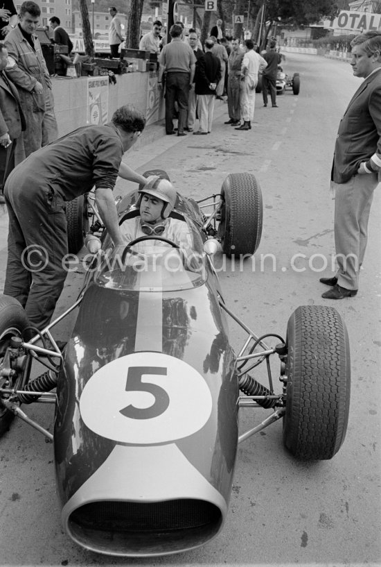 Jack Brabham, (5) Brabham BT7, Monaco Grand Prix 1964. - Photo by Edward Quinn