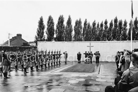 Visit of President Kennedy to Ireland.  At Arbour Hill Memorial he placed a wreath on the graves of the executed leaders of the 1916 Rising, becoming the first foreign head of state to honour them in a formal ceremony. On the left Irish Prime Minister (Taoiseach) Seann Lemass. Dublin 1963. - Photo by Edward Quinn