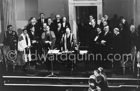 Visit of President Kennedy to Ireland. St Patrick’s Hall, in Dublin Castle. There, he was conferred with a Degree of Doctor of Laws by both the National University of Ireland and Dublin University. Dublin 1963. - Photo by Edward Quinn