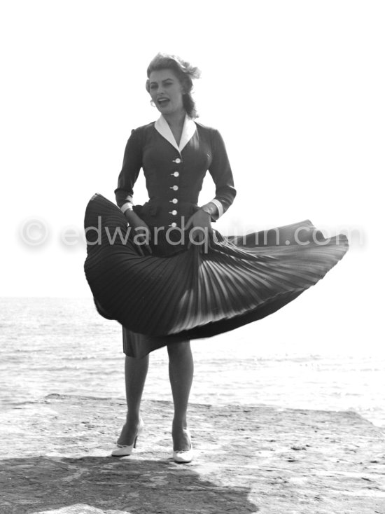 Sophia Loren on the beach at Cannes 1955. - Photo by Edward Quinn