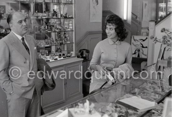 Sophia Loren and Carlo Ponti at the shop of Hotel Negresco, Nice 1957. - Photo by Edward Quinn