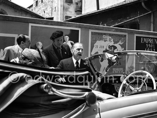 Somerset Maugham and Peter Ustinov. PEN-Congress, Nice 1952. Car: Mercedes-Benz 540K Cabriolet A - Photo by Edward Quinn
