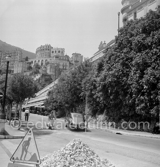 Monaco 1953. Car: Aristotle Onassis\' 1952 Bentley R-Type Continental, #BC25A, 2-Door Fastback Saloon by H.J.Mulliner. Detailed info on this car by expert Klaus-Josef Rossfeldt see About/Additional Infos. - Photo by Edward Quinn