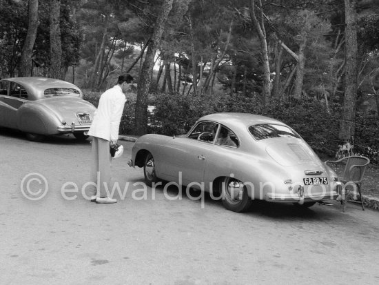 Aristotle Onassis. Eden Roc, Cap d’Antibes 1953. Car: Porsche 356 1281ccm, 44hp. 1952. - Photo by Edward Quinn