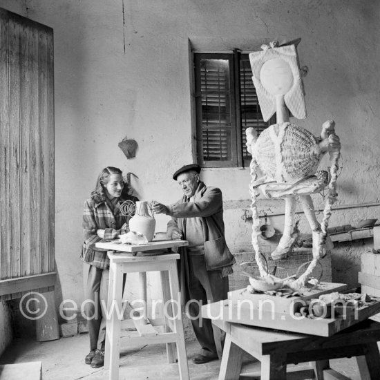 Pablo Picasso and Françoise Gilot at Le Fournas with sculpture "Petite fille sautant à la corde" . Vallauris 1953. - Photo by Edward Quinn