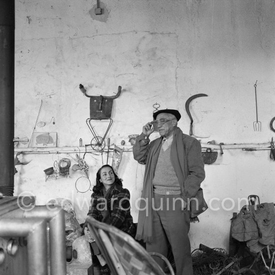 Pablo Picasso and Françoise Gilot. Le Fournas, Vallauris 1953. - Photo by Edward Quinn
