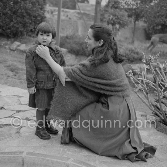 Françoise Gilot and Paloma Picasso in the garden of La Galloise. Vallauris 1953. - Photo by Edward Quinn
