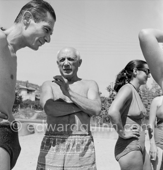 Pablo Picasso and Françoise Gilot at the beach. Golfe-Juan 1954. - Photo by Edward Quinn