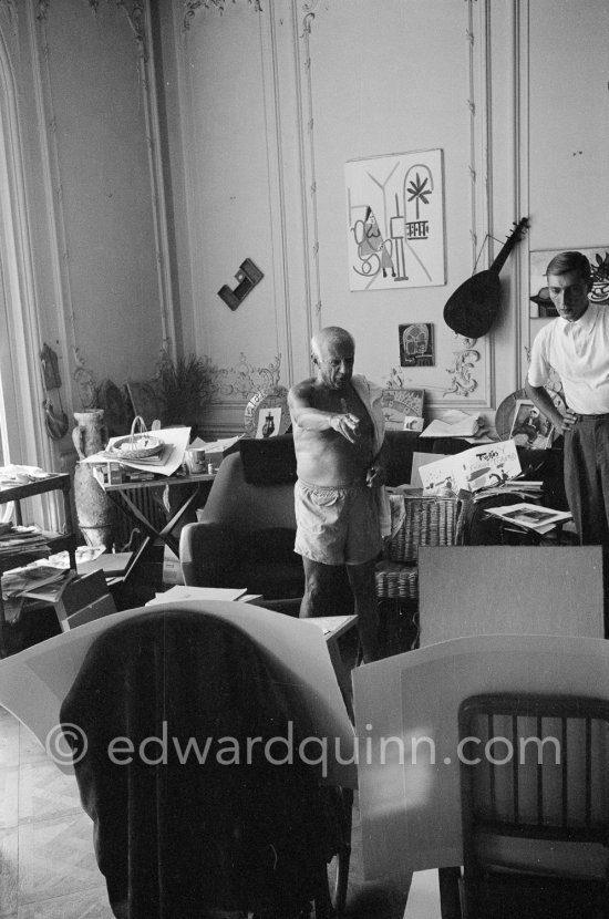 Pablo Picasso and his printer Aldo Crommelynck. Ripolin can on a table by Joseph-Marius Tiola. La Californie, Cannes 1961. - Photo by Edward Quinn