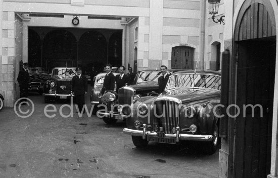 Wedding of Prince Rainier and Grace Kelly, Monaco Ville 1956. Cars: Bentley Mark VI or Bentley R-Type, registered 1036 -MC-, Standard Steel Sports Saloon and Bentley S1. In the background the 1956 Rolls-Royce Silver Cloud I, #LSXA243, Standard Saloon. Detailed info on these cars by expert Klaus-Josef Rossfeldt see About/Additional Infos. - Photo by Edward Quinn