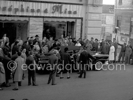 Prince Rainier and Princess Grace. Monaco? (Via Giacomo Matteotti) about 1956. Car: 1955 Ford Sunliner (Monaco plate 5977) - Photo by Edward Quinn