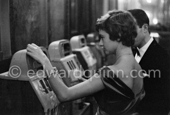 Françoise Sagan at the slot machine, Hotel de Paris, Monte Carlo 1957. - Photo by Edward Quinn