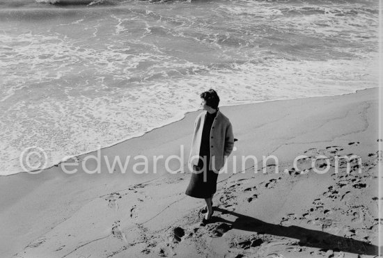 Françoise Sagan at the beach. Cannes 1954. - Photo by Edward Quinn