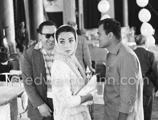 Liz Taylor and Michael Todd. Cannes 1957. - Photo by Edward Quinn