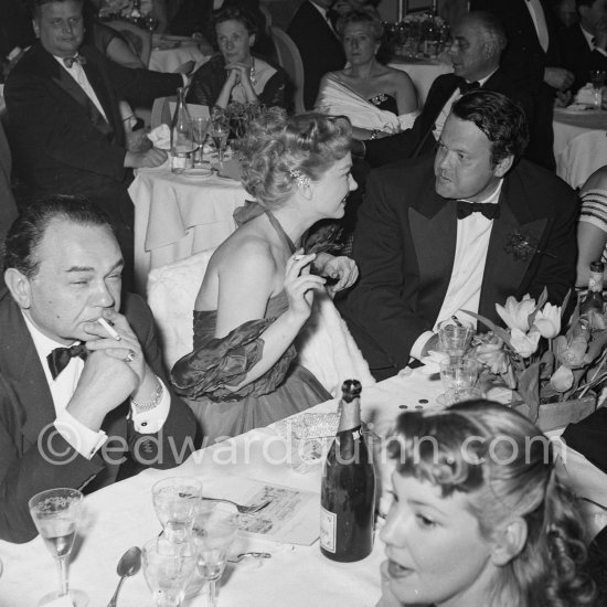 Edward G. Robinson and Orson Welles. Cannes 1953. - Photo by Edward Quinn