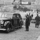 Sir Winston Churchill, Aristotle Onassis. Monaco harbor 1956. Car: 1948/49 Rolls-Royce Silver Wraith, #WZB29, Touring Limousine by Park Ward. Owner Emery Reves (Churchill’s U.S. publisher). Detailed info on this car by expert Klaus-Josef Rossfeldt see About/Additional Infos. - Photo by Edward Quinn