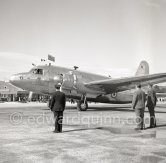 The onlookers saw Princess Elizabeth, later Queen Elizabeth II, arriving in a Viking C2 aircraft, King's Flight, during the stop she made at Nice Airport, while on a flight from London to Malta where she was going to meet the Duke of Edinburgh, Prince Philip. Nice 19.3.1951. - Photo by Edward Quinn
