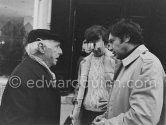 Max Ernst with Kinetic artists Julio Le Parc and Yvaral - with glasses "Pour Une Vision Autre" ("Glasses for Another Vision") by Le Parc, in front of gallery Denise René rive gauche. On the occasion of the exhibition "L’idée et la matière ". Paris 1974. - Photo by Edward Quinn