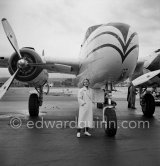 Zsa Zsa Gabor in front of the private plane of Porfirio Rubirosa, a converted North American B-25 Mitchell, at Cannes Airport in 1954. North American B-25 Mitchell B-25H-1NA 43-4432 (N10V). See https://bit.ly/2XS08rs. Was as "Berlin Express" in the 1970 movie Catch-22. Today at Eagle Hangar, EAA Aviation Museum, Oshkosh. - Photo by Edward Quinn