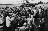 Visit of President Kennedy to Ireland. Cork was not originally on President Kennedy’s itinerary, but he decided  that he would like to visit. He travelled to Cork by helicopter. JFK was made a Freeman of Cork at City Hall. Dublin 1963. - Photo by Edward Quinn