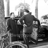 Orson Welles received the "Grand Prix du Festival de Cannes" for the film "Othello" in Cannes 1952. Car: 1934 or 35 Peugeot 401 or 601 - Photo by Edward Quinn