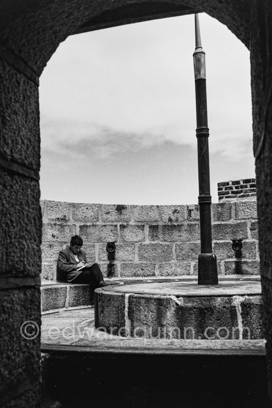 Sandycove Martello Tower at Seapoint. Dublin 1963. - Photo by Edward Quinn