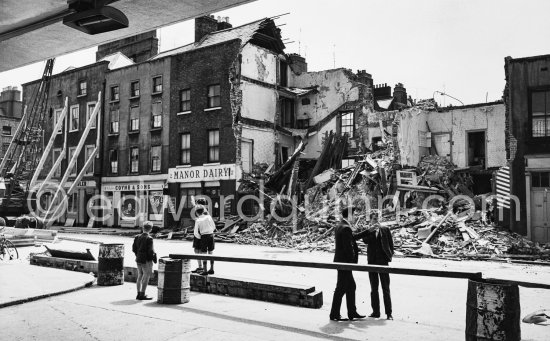 The aftermath of the Fenian St tenement collapse of June 1963. Dublin 1963. - Photo by Edward Quinn