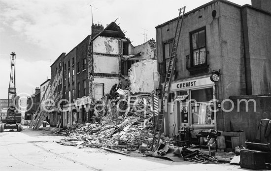 The aftermath of the Fenian St tenement collapse of June 1963. Dublin 1963. - Photo by Edward Quinn