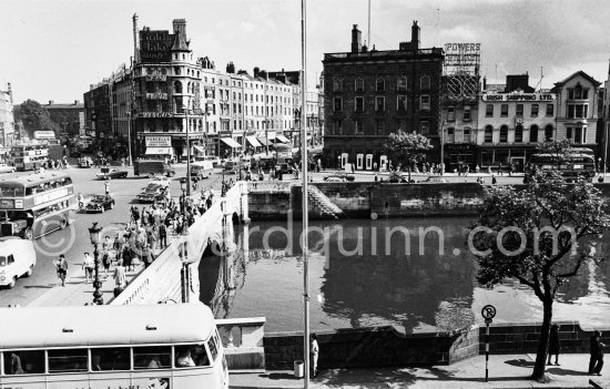 O\'Connell Bridge. Dublin 1963. - Photo by Edward Quinn