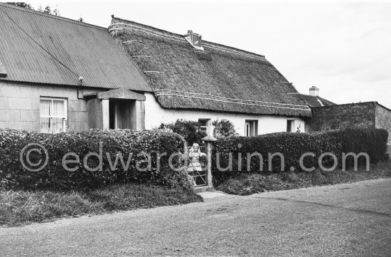 Dublin 1963. - Photo by Edward Quinn