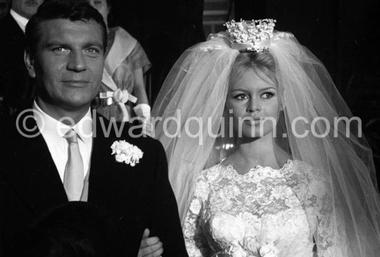 Brigitte Bardot and Henri Vidal during filming of “Voulez-vous danser avec moi?”. Nice 1959. - Photo by Edward Quinn