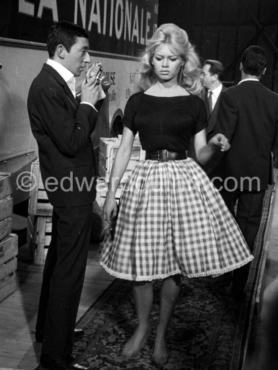 Brigitte Bardot and Serge Gainsbourg during filming of “Voulez-vous danser avec moi?”. Nice 1959. - Photo by Edward Quinn