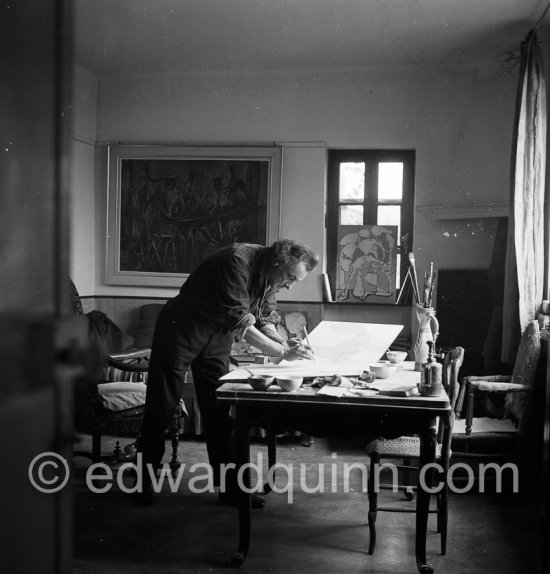 Florentine painter Manfredo Borsi at his home. Saint-Paiu-de-Vence 1958. - Photo by Edward Quinn