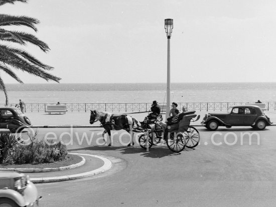 Cannes 1953. Car: Citroën Traction Avant - Photo by Edward Quinn