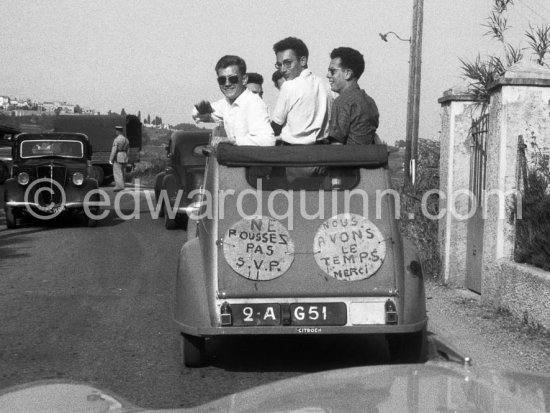 Citroen 2CV A (1949 -1952). La Colle-sur-Loup 1956. - Photo by Edward Quinn