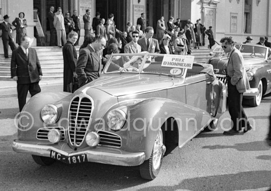 Concours d\'Elégance Monte Carlo 1951. Delahaye 135M/MS cabriolet by Antem, a model which they created in 1948 and Buick Super 1950 - Photo by Edward Quinn